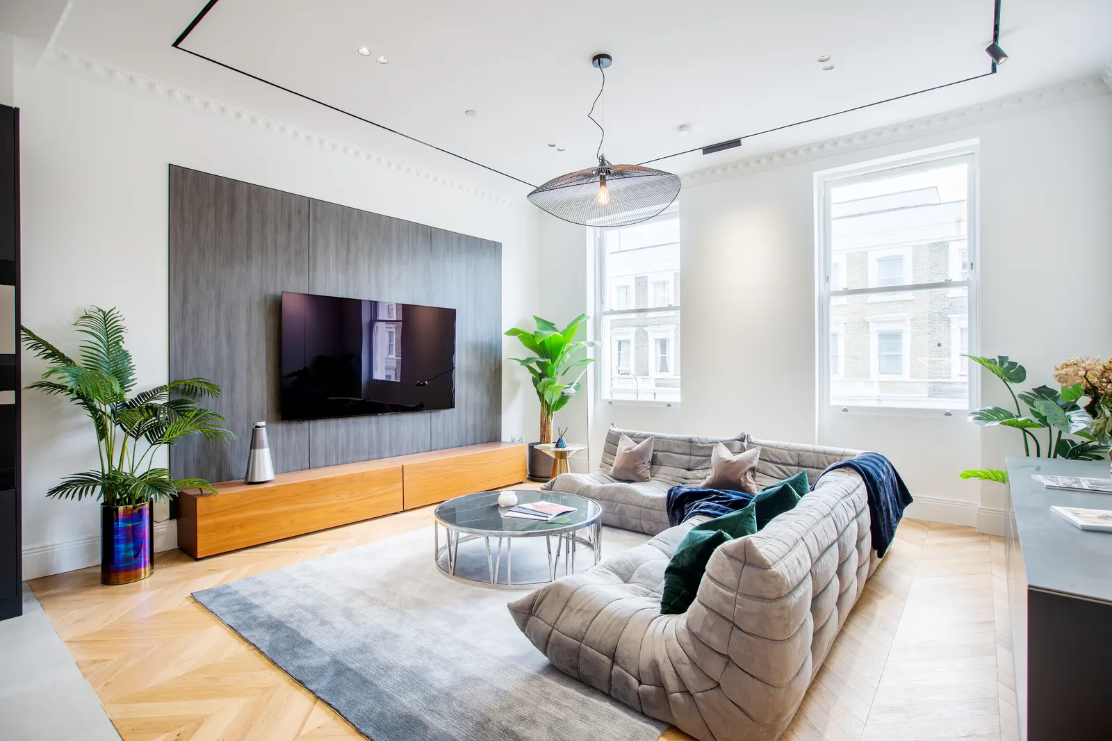 Living room media wall in timber veneer