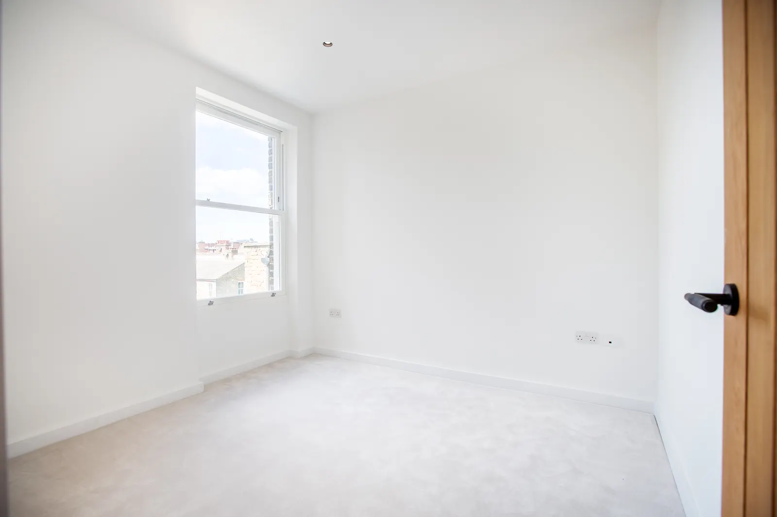 Flexible room with freshly painted walls